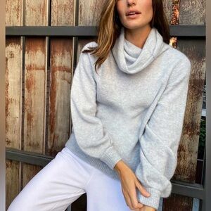 Aritzia Wilfred Adichie Oversized Turtleneck Sweater Grey L